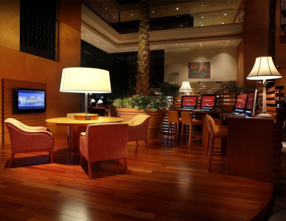 Sheraton Pilar Hotel & Convention Center Extérieur photo