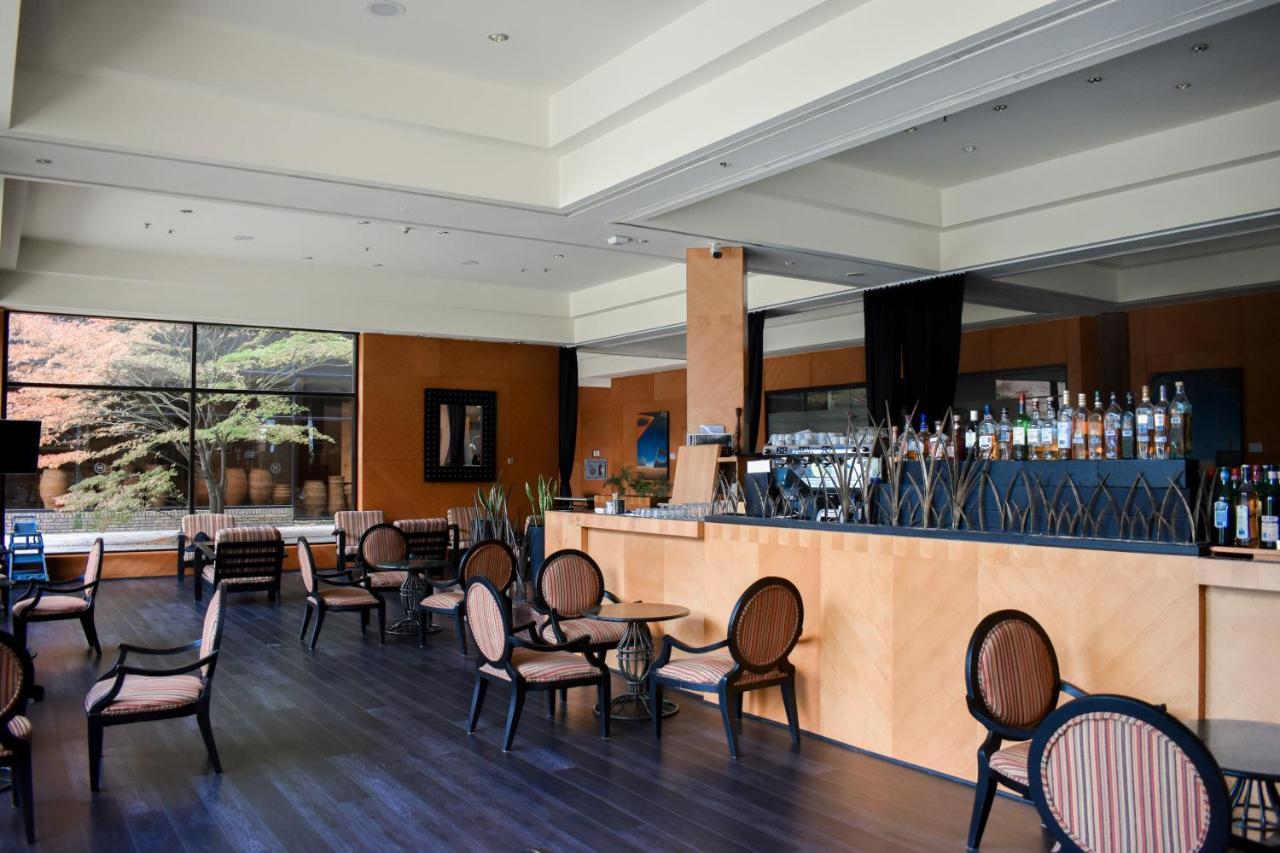 Sheraton Pilar Hotel & Convention Center Extérieur photo