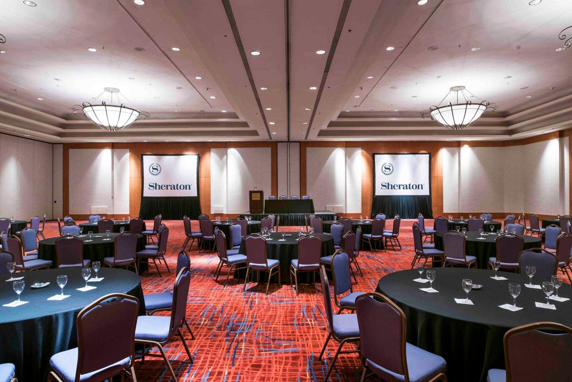 Sheraton Pilar Hotel & Convention Center Extérieur photo
