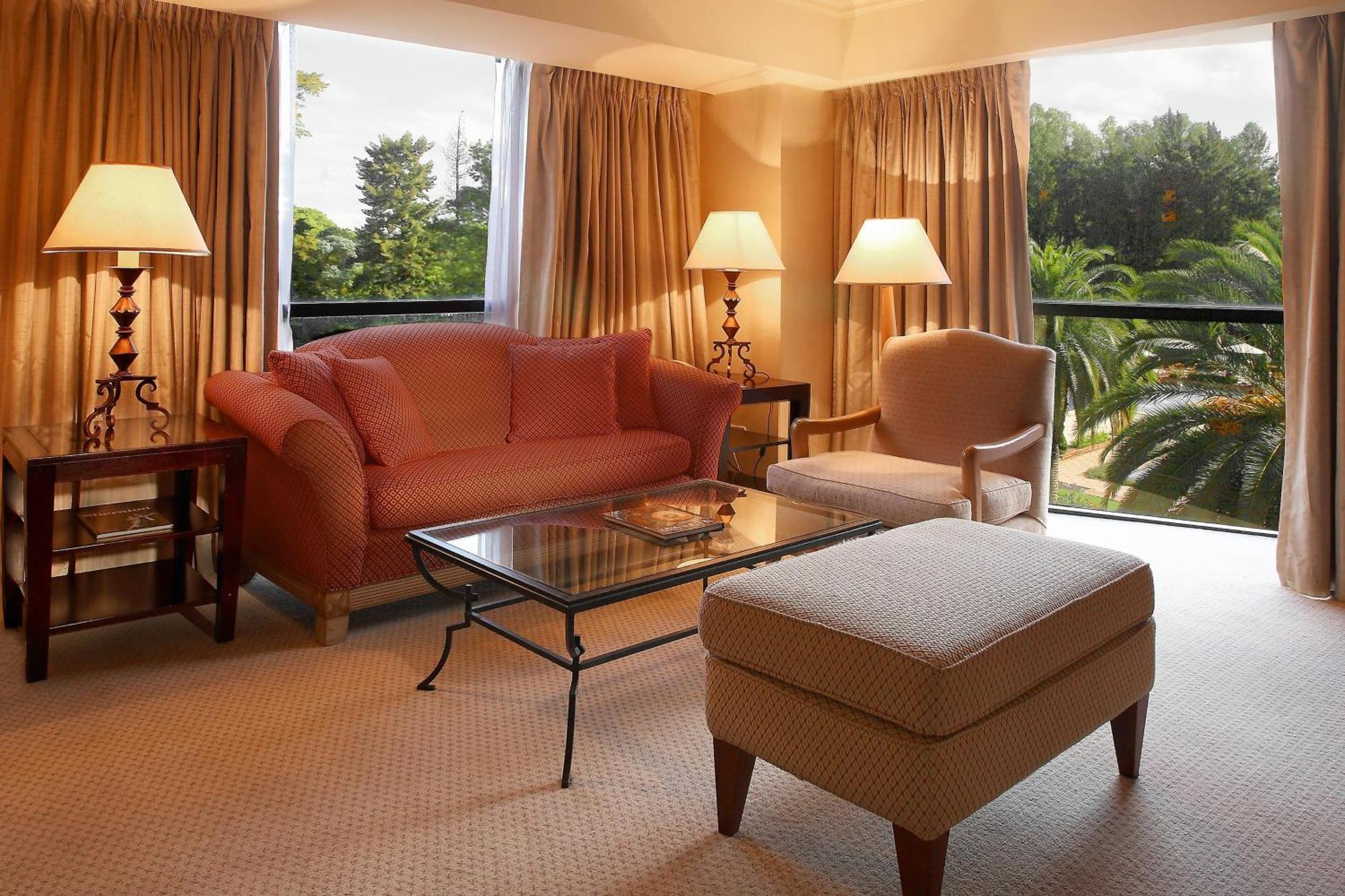 Sheraton Pilar Hotel & Convention Center Extérieur photo
