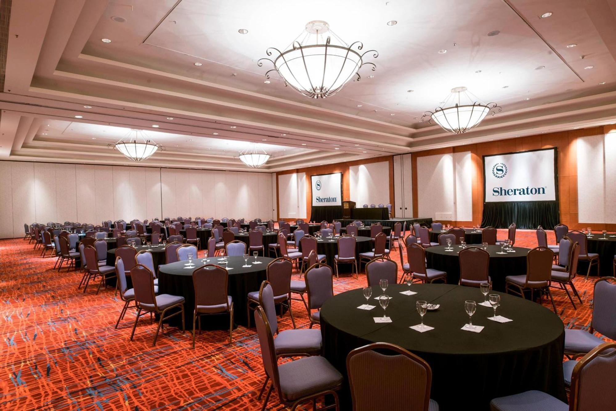 Sheraton Pilar Hotel & Convention Center Extérieur photo